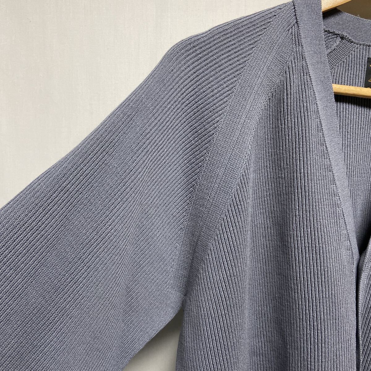 【BATONER バトナー】シグネチャーリブVネックカーディガン グレー 日本製 2510oki h_画像4