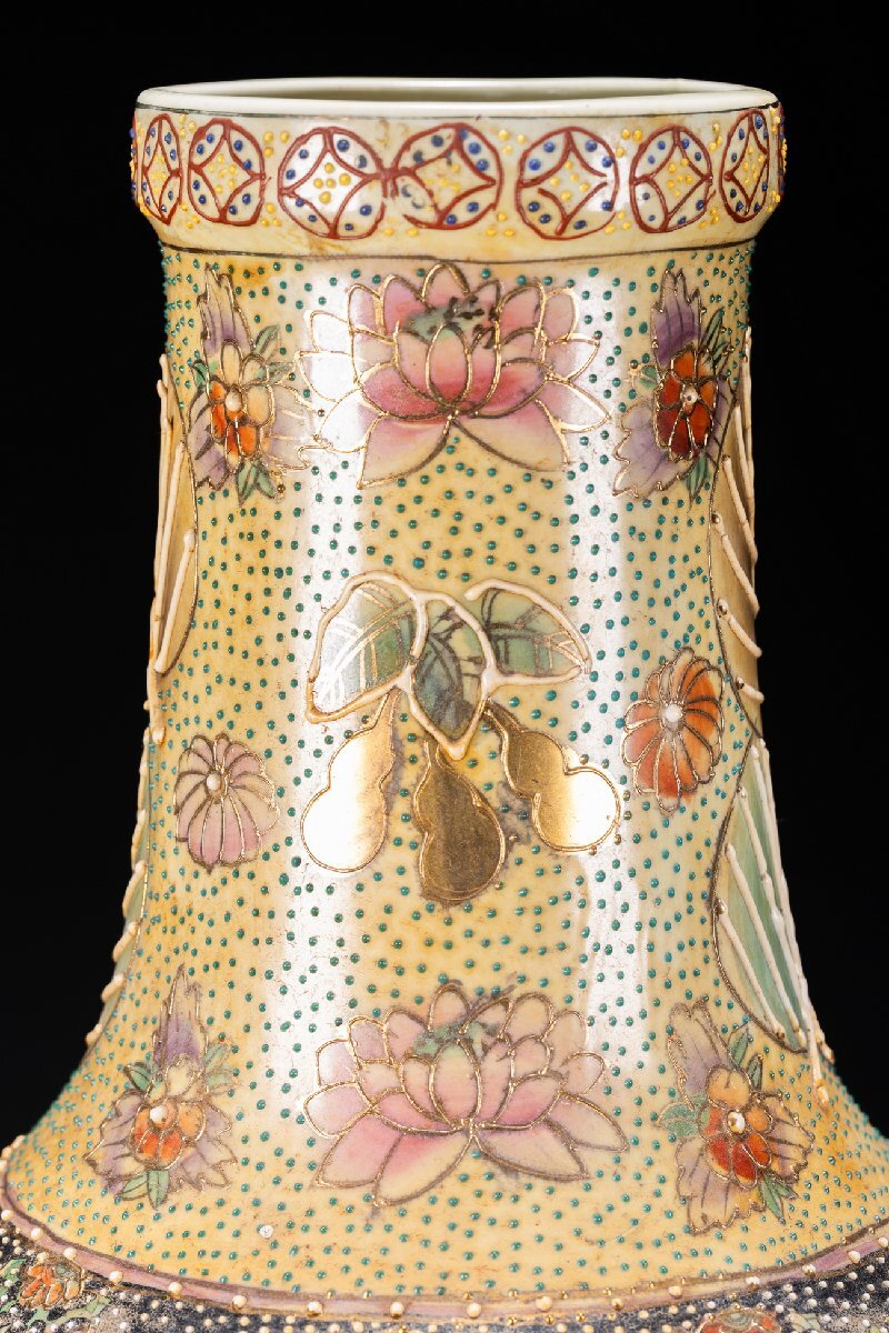 [ редкий товар .]1 иен из OS25 Satsuma . золотой орхидея рука золотая краска цветная роспись маленький .. есть высота 35.7cm традиция прикладное искусство Япония керамика . камень Япония традиция антиквариат товар старый изобразительное искусство времена предмет 