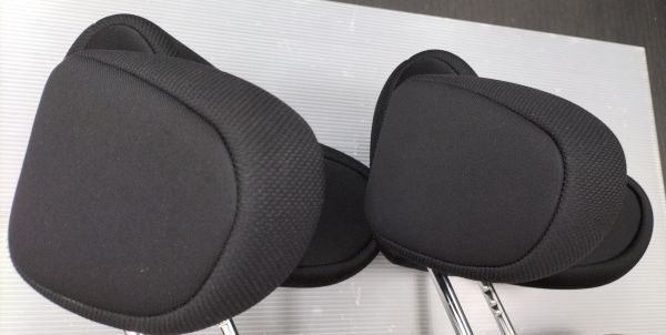 ★ 日産 セレナ C26 ヘッドレスト 2列目シート 左右 リラックスモード付 自管理5ta337 枕_画像8