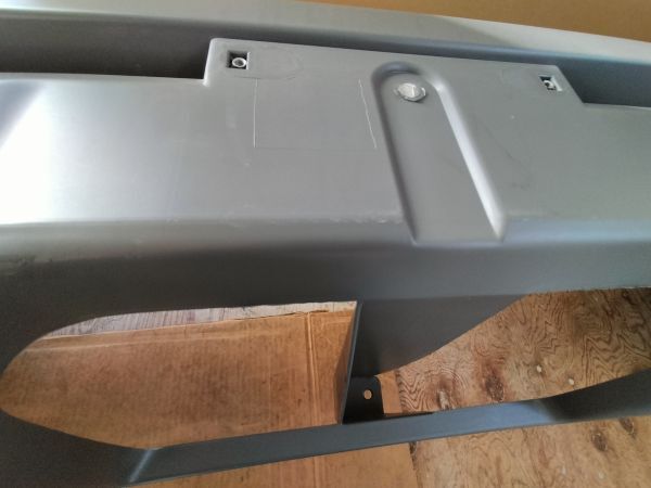 ★　マツダ　ボンゴ　SKP2V　フロントバンパー　グレー素地ぬりなし　法人様送りのみ　　北海道沖縄離島発送不可　　自管理5ta355_画像9