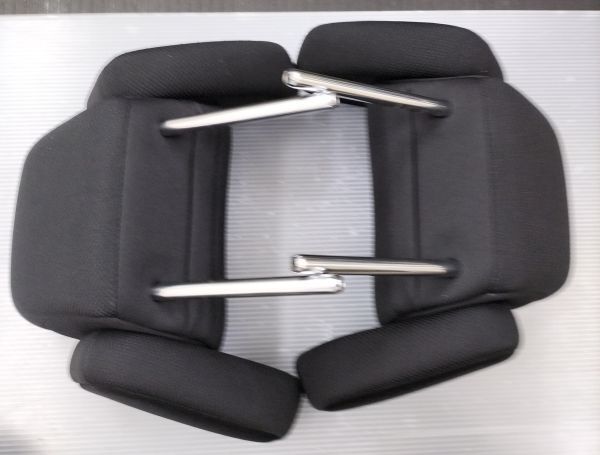 ★ 日産 セレナ C26 ヘッドレスト 2列目シート 左右 リラックスモード付 自管理5ta337 枕_画像9