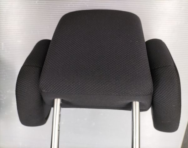 ★ 日産 セレナ C26 ヘッドレスト 2列目シート 左右 リラックスモード付 自管理5ta337 枕_画像5