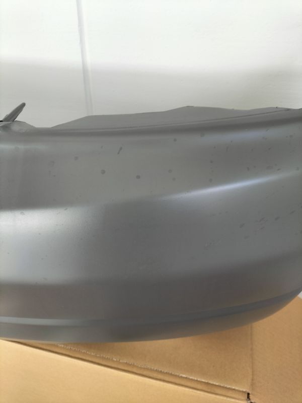 ★　マツダ　ボンゴ　SKP2V　フロントバンパー　グレー素地ぬりなし　法人様送りのみ　　北海道沖縄離島発送不可　　自管理5ta355_画像4