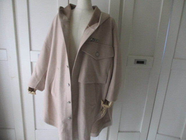 ◆ β（ベータ）　メルトンフリースビックフーディコート　新同　定価３７，０００◆_画像1