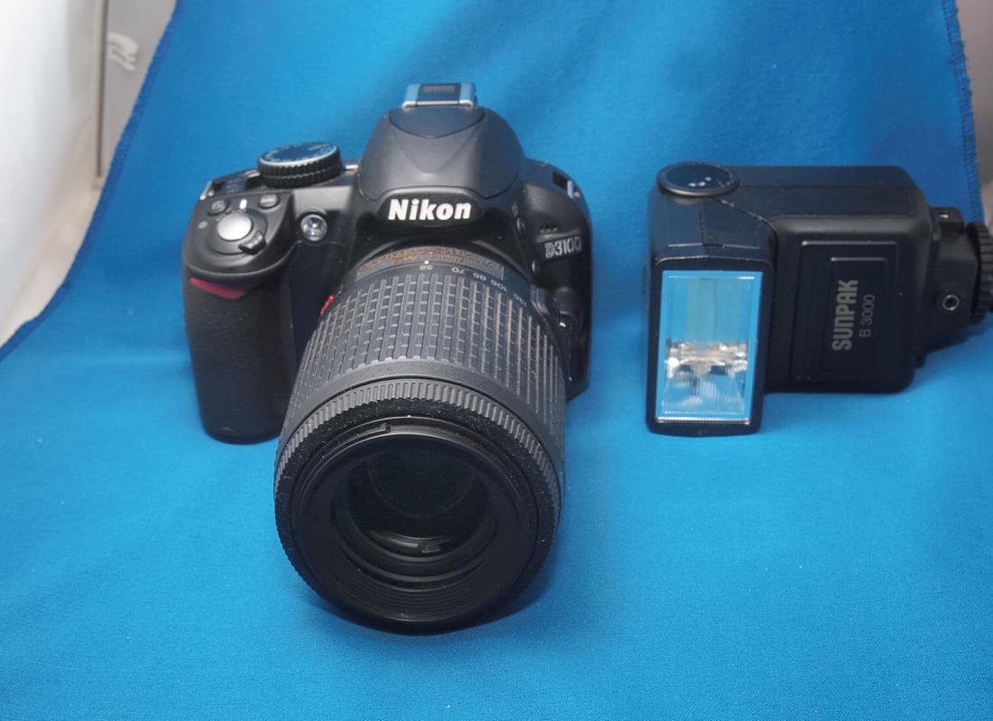 NIKON ニコン デジタル一眼 D3100 レンズ他 !_画像1