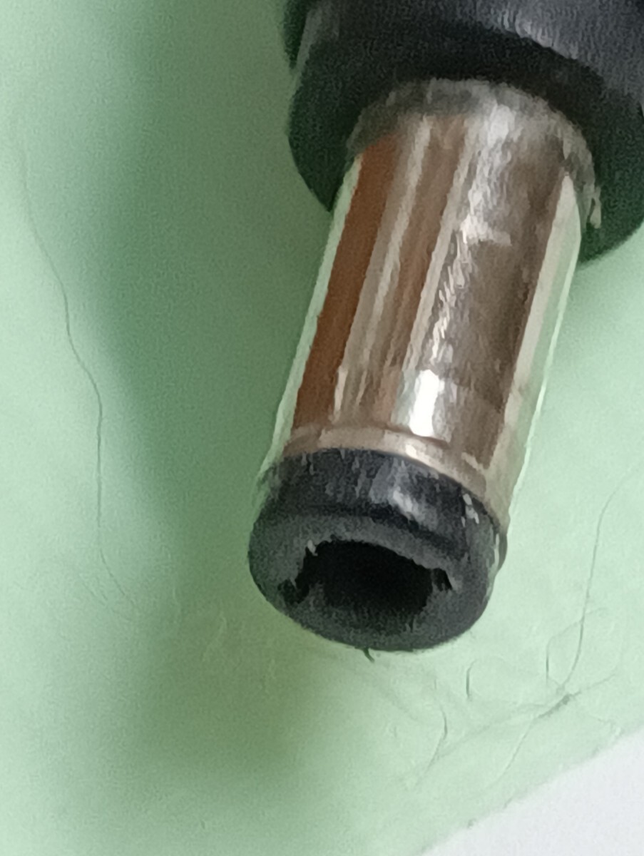 TOSHIBA AC адаптор др. 2 шт итого 3 шт