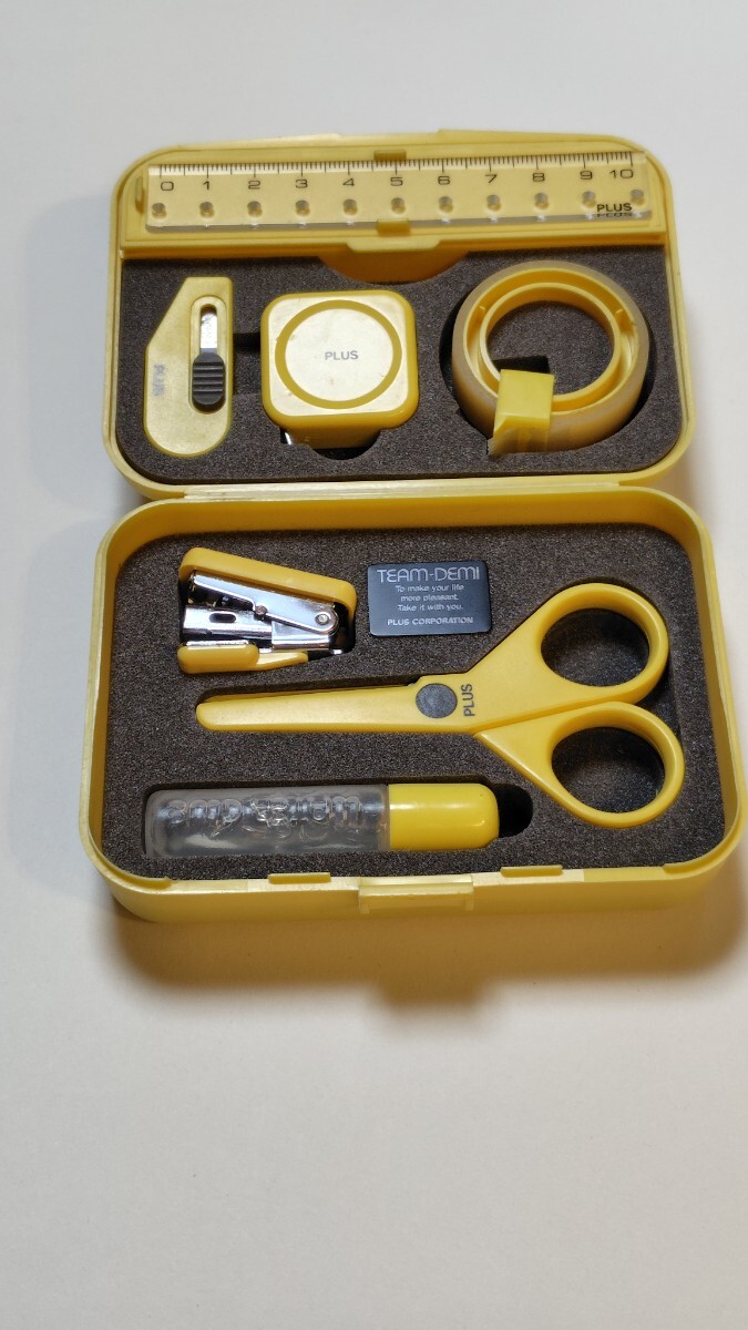 TEAM-DEMI チームデミ　PLUS社製 文房具セット 日本製 昭和レトロ 文房具 ステーショナリーセット 文具セット _画像1