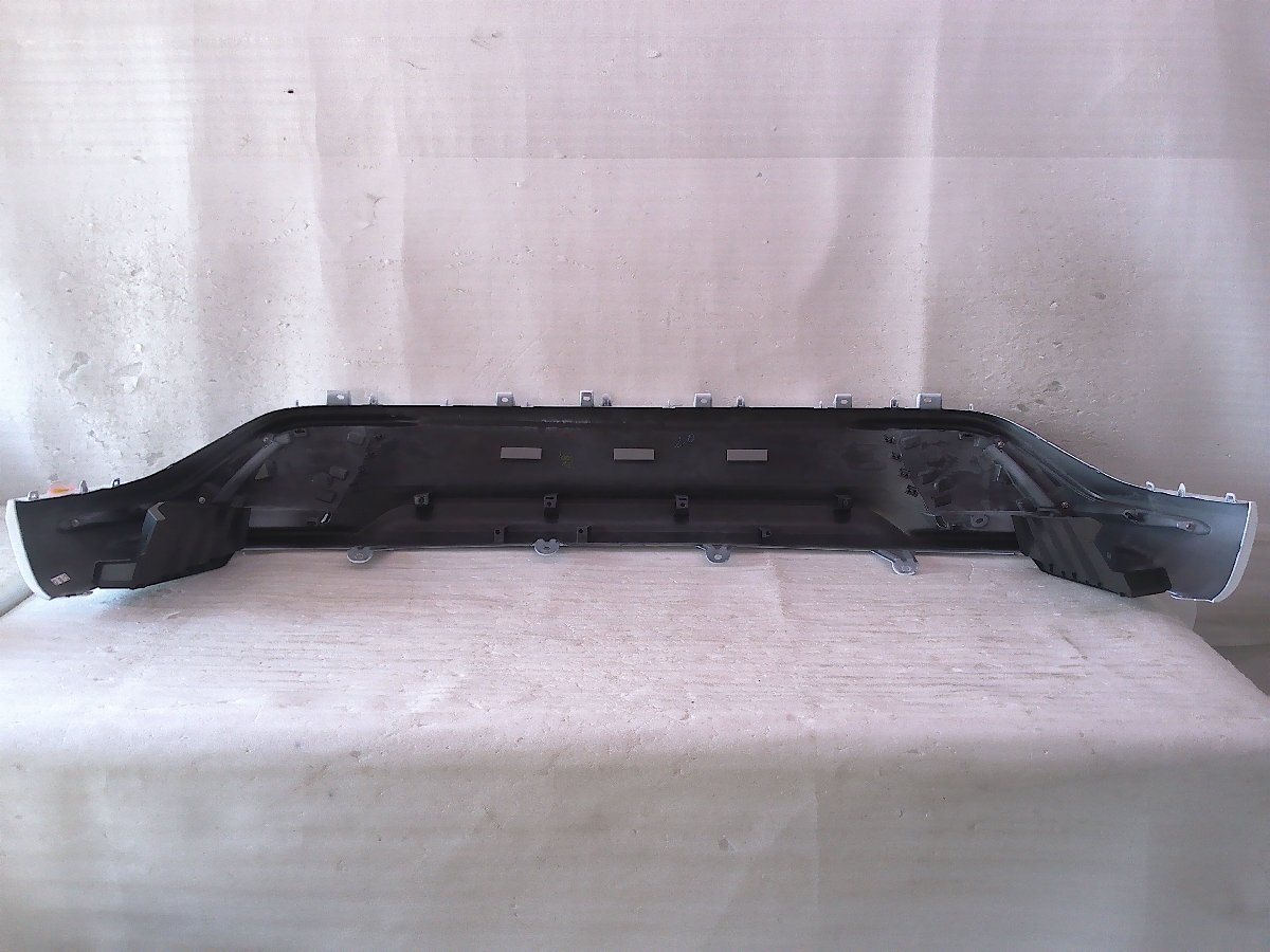 レクサス RX500h Fスポーツ TALH17 リアスポイラー パール(083)/52108-48110 中古品[H917-RS0414]_画像5