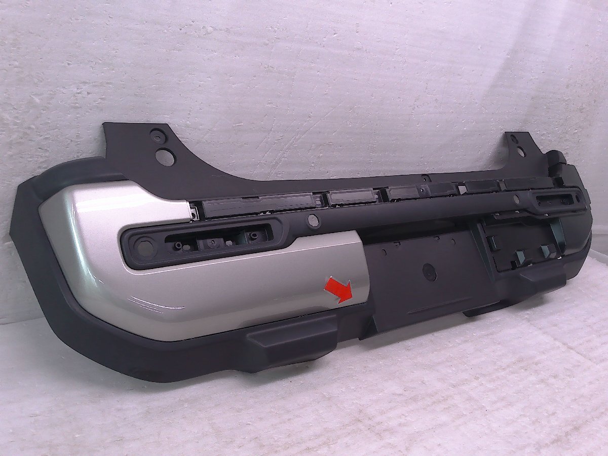 ハスラー MR52S/MR92S リアバンパー シルバー/71811-59S0 中古品[H308-BR4763]_画像2