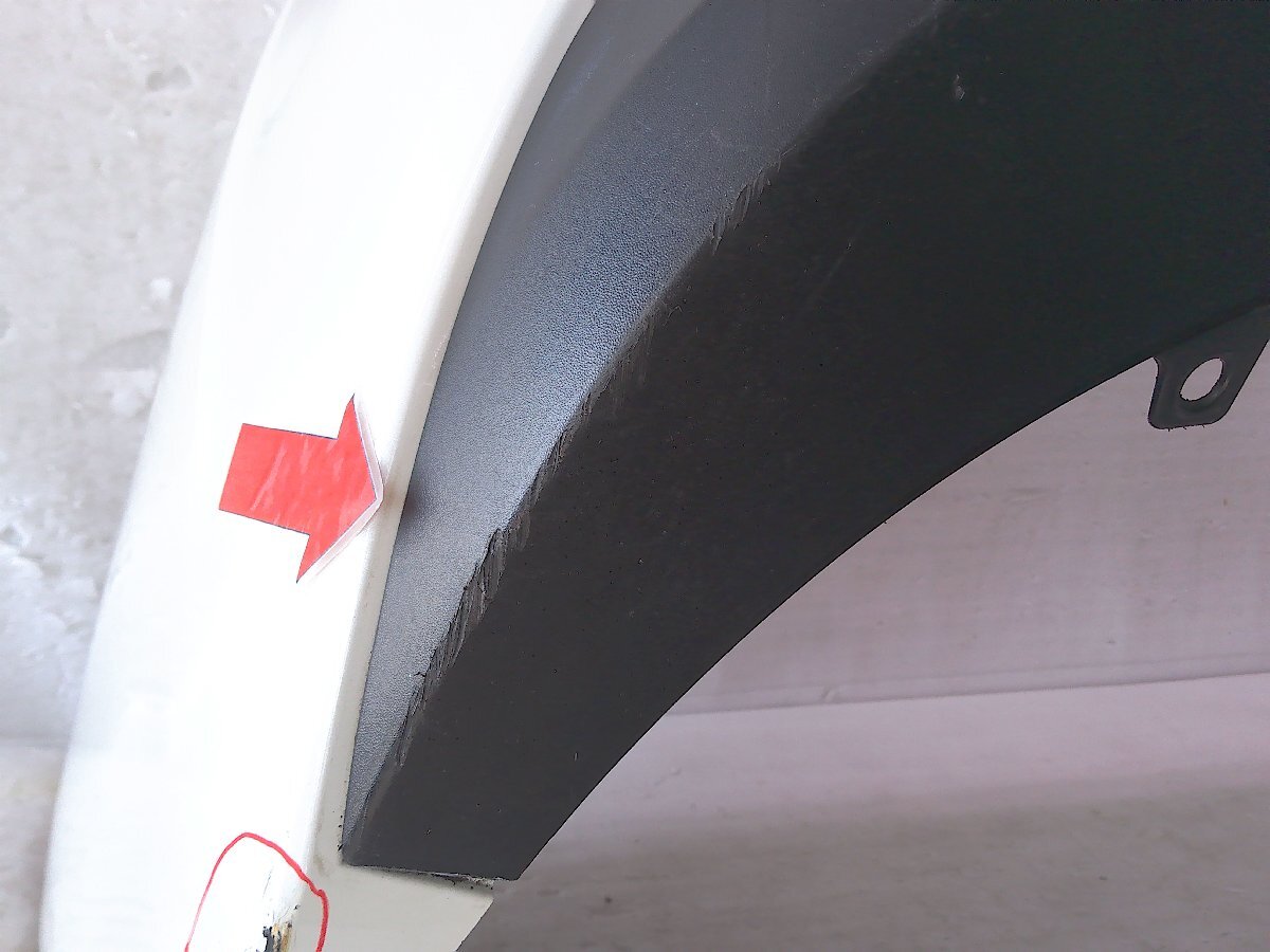 プリウス ZVW50/ZVW51/ZVW55 リアバンパー センサー穴4か所 パール/52159-47290 中古品[H215-BR4780]_画像4