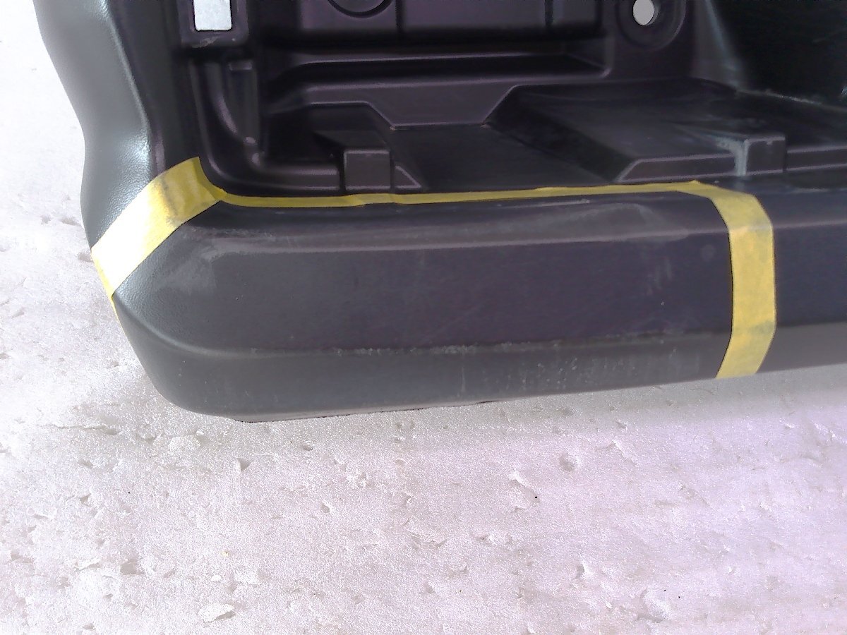 ハイゼットカーゴ S700V リアバンパー センサー穴4か所 素地/52159-B5210 中古品[H000/H276-BR4766]_画像2