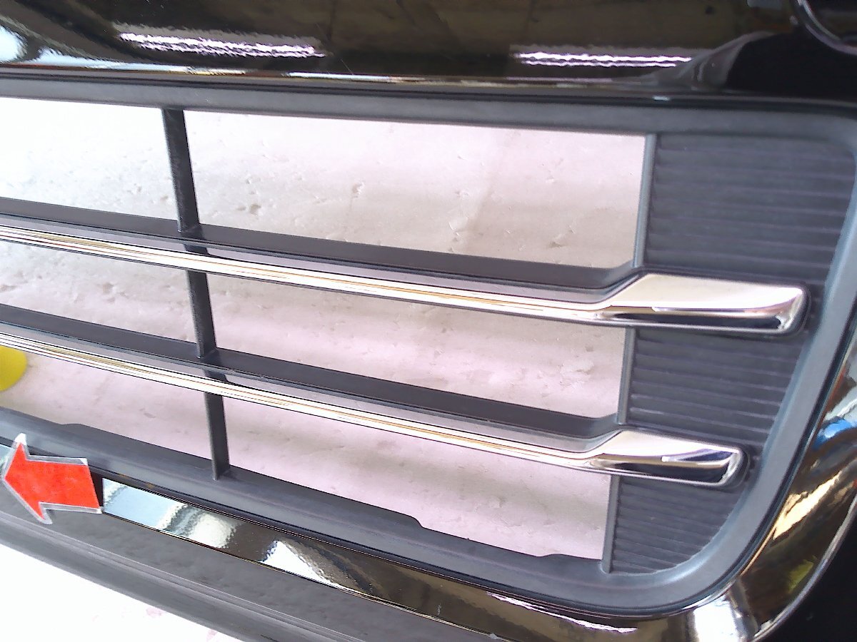 N-BOX カスタム JF1/JF2 フロントバンパー スマートブラック(NH850)/71100-TY0-N000 中古品[H215-BF5373]_画像8