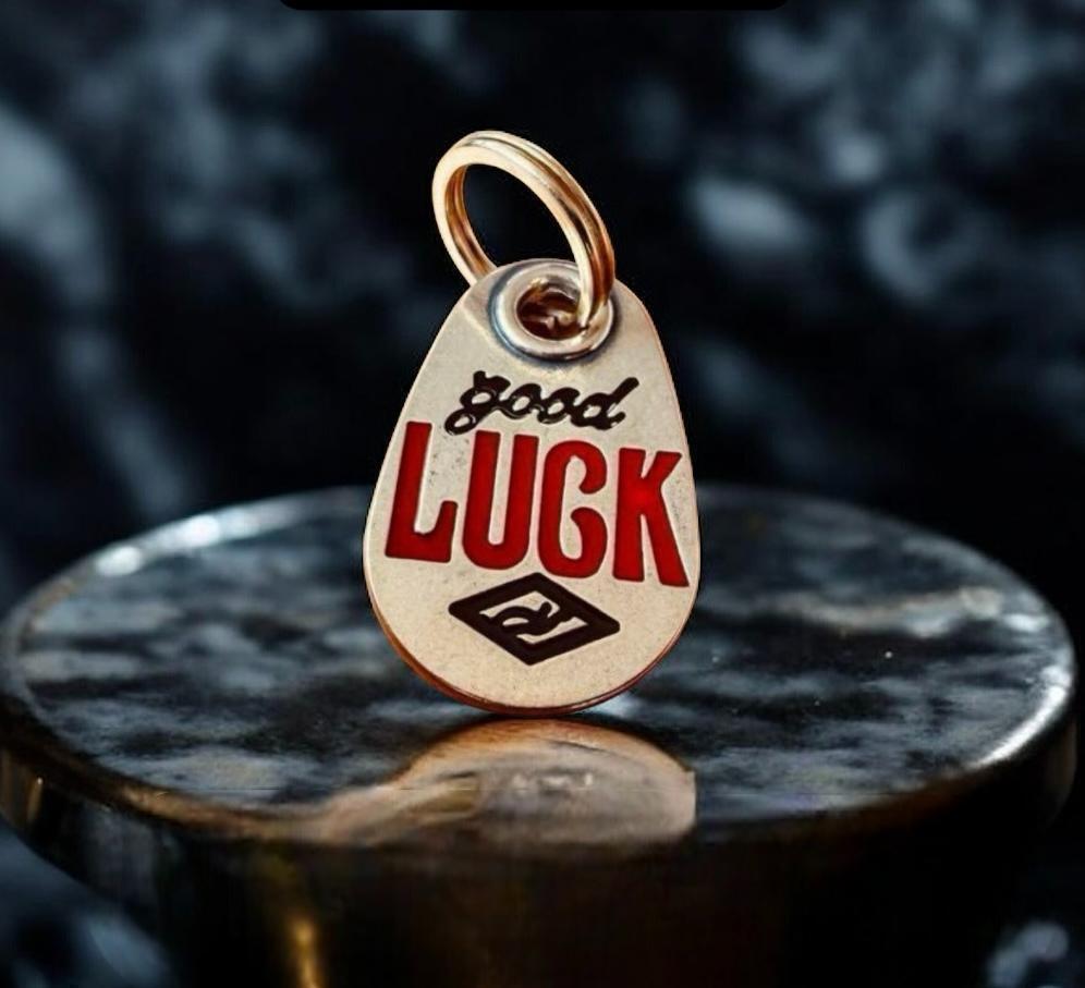 真鍮　レッド　good LUCK キーホルダー　お守り　幸運　アメカジ_画像1