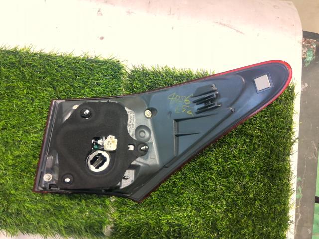 レクサス GS 左テールランプ 81561-30C80_画像2