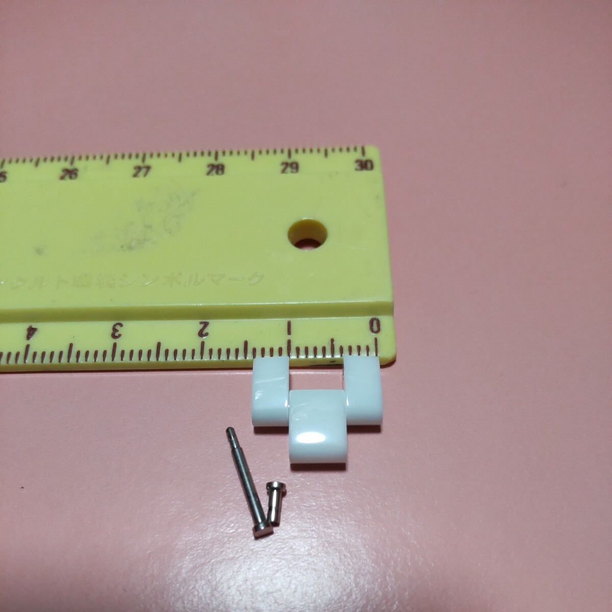 CHANEL J12 ブレスレット ベルト サイズ 調整 延長 駒 セラミック 白 1 コマ WH シャネル 純正品 幅 14mm 正規品 未使用 レディース 02_画像1