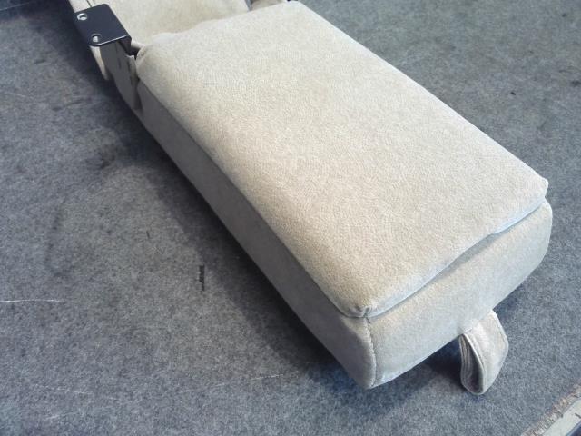 シーマ CBA-GF50 コンソールボックス 同梱不可 即決品_画像2