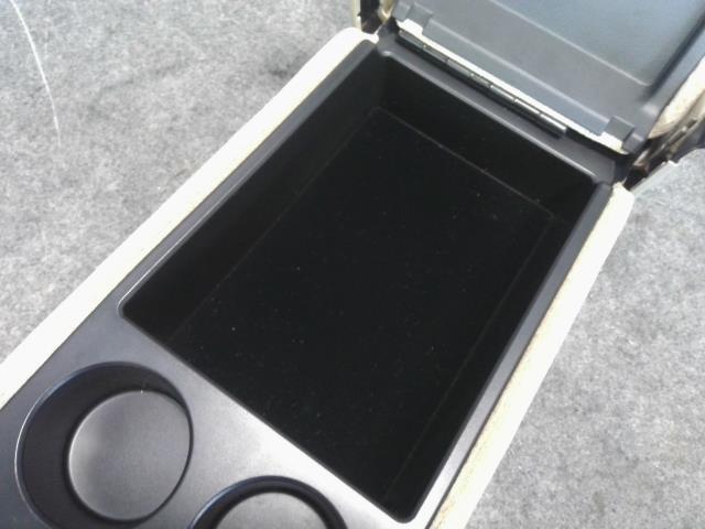 シーマ CBA-GF50 コンソールボックス 同梱不可 即決品_画像9