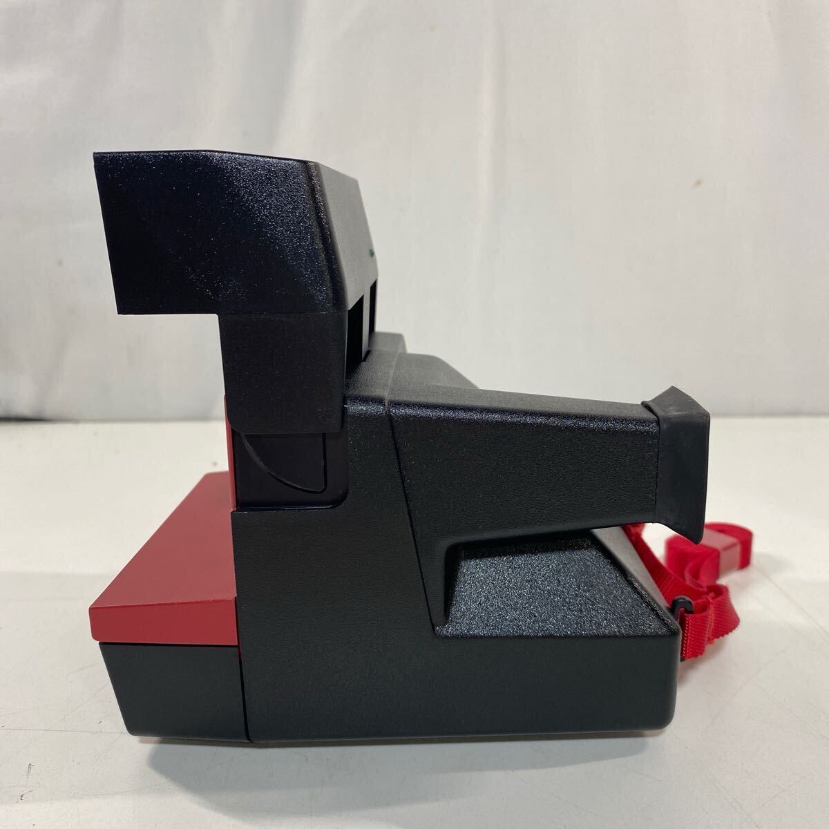 Polaroid ポラロイドほぼ未使用 レア ポラロイドカメラ 600シリーズ 箱付き 説明書付 動作未確認 中古品 現状品 カメラ_画像3