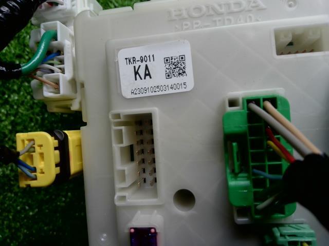 ★Ｎ－ＷＧＮ 6BA-JH3 ヒューズボックス L 38200-TKR-901★_画像2