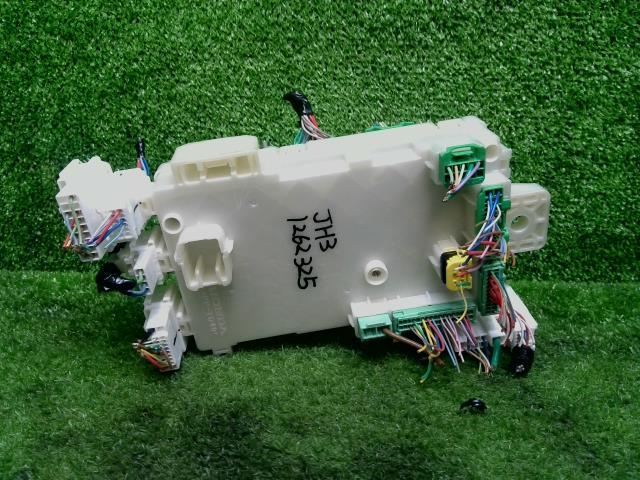 ★Ｎ－ＷＧＮ 6BA-JH3 ヒューズボックス L 38200-TKR-901★_画像3