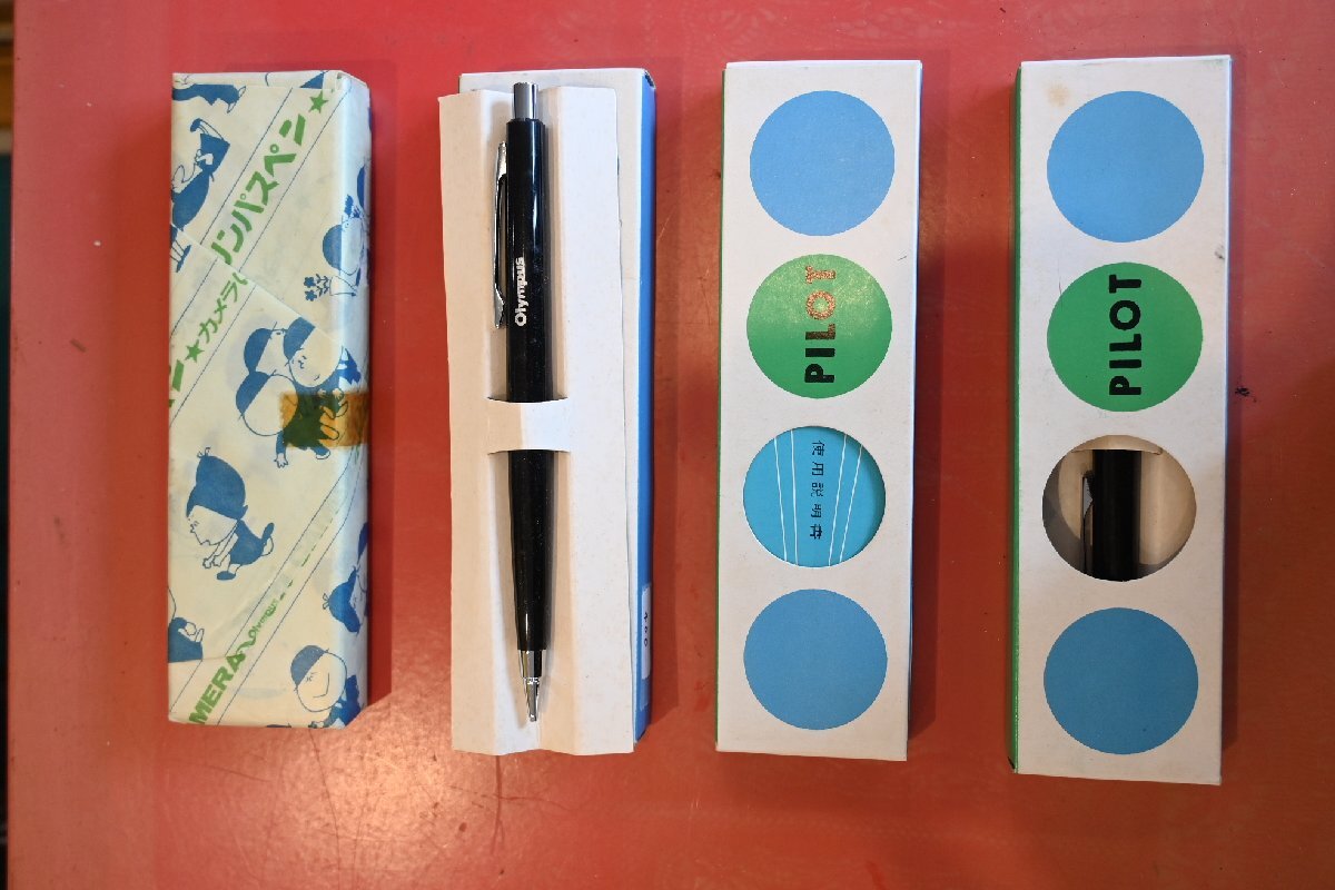 ○カメラやさんのノベルティ　雑貨　11点セット　ミッキーの缶ペン　PILOTのペン　トランプ　レトロ　昭和　古道具のgplus広島 2510i_画像3