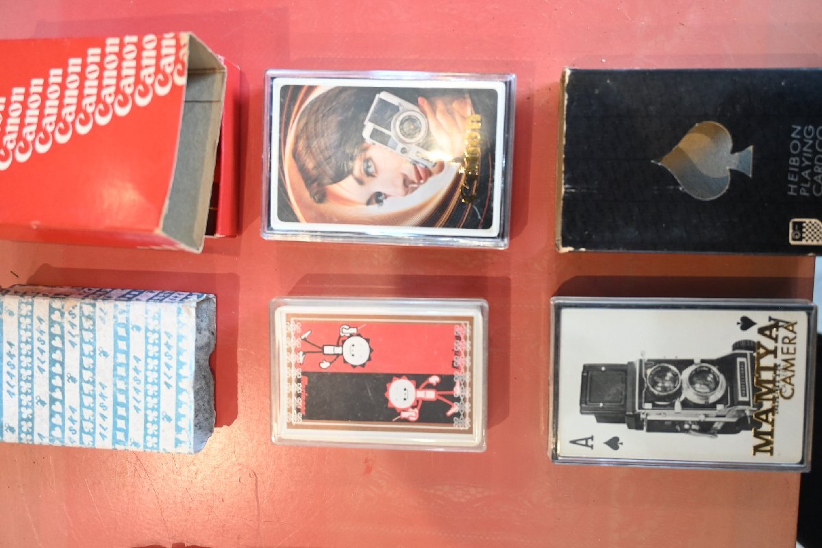 ○カメラやさんのノベルティ　雑貨　11点セット　ミッキーの缶ペン　PILOTのペン　トランプ　レトロ　昭和　古道具のgplus広島 2510i_画像2