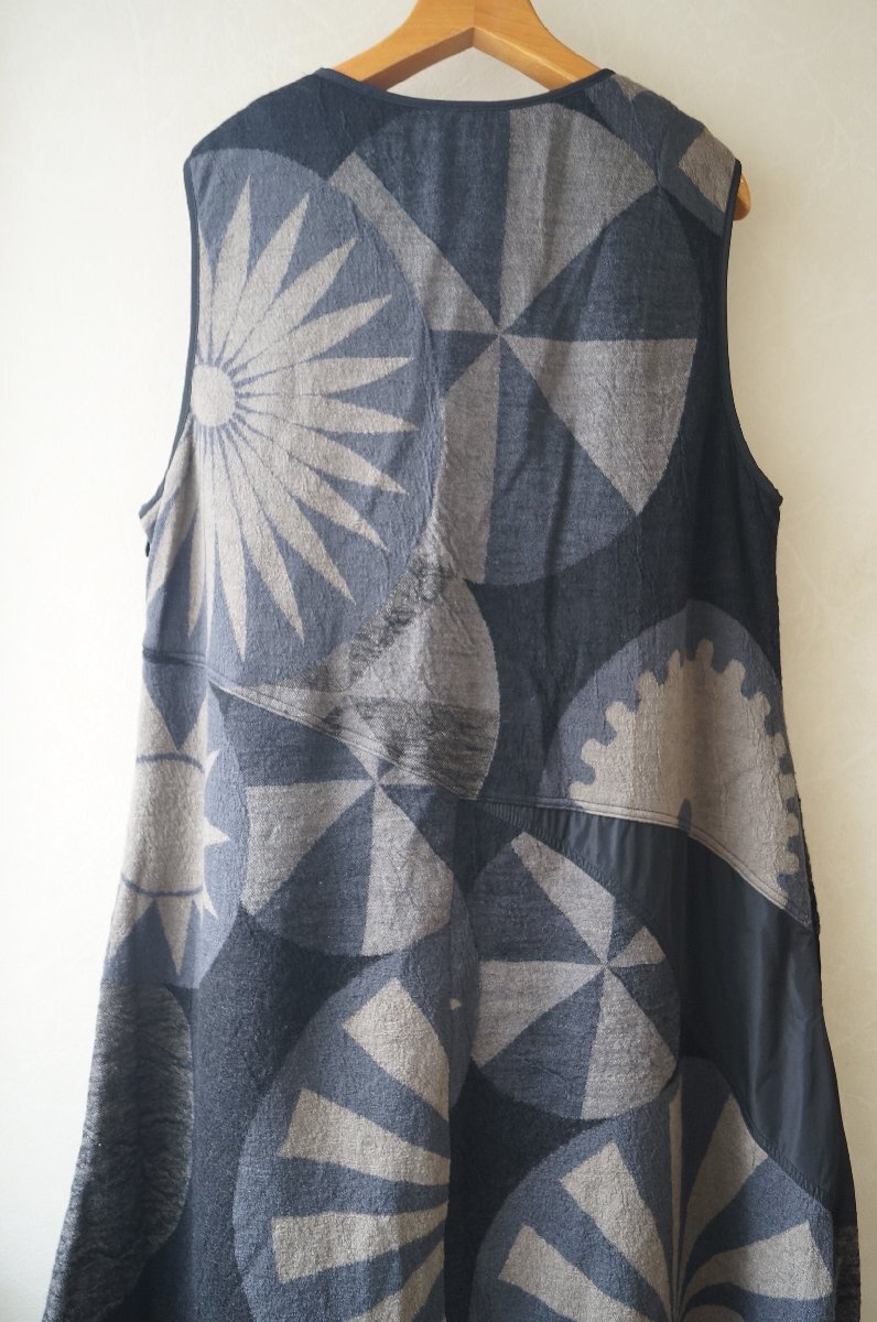 ★EIKO KONDO /エイココンドウ *秋冬 ウール混 幾何学模様 変形 切替デザイン ワンピース /黒グレー 42*　古着のgplus広島 2510t3_画像5
