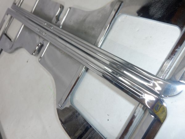 NKD5Xm01★日産純正★★ナンバーフレーム★★プレート枠★メッキ★2枚セット★KG210-79900★ディーラーオプション★迅速発送★送料安い★_画像5