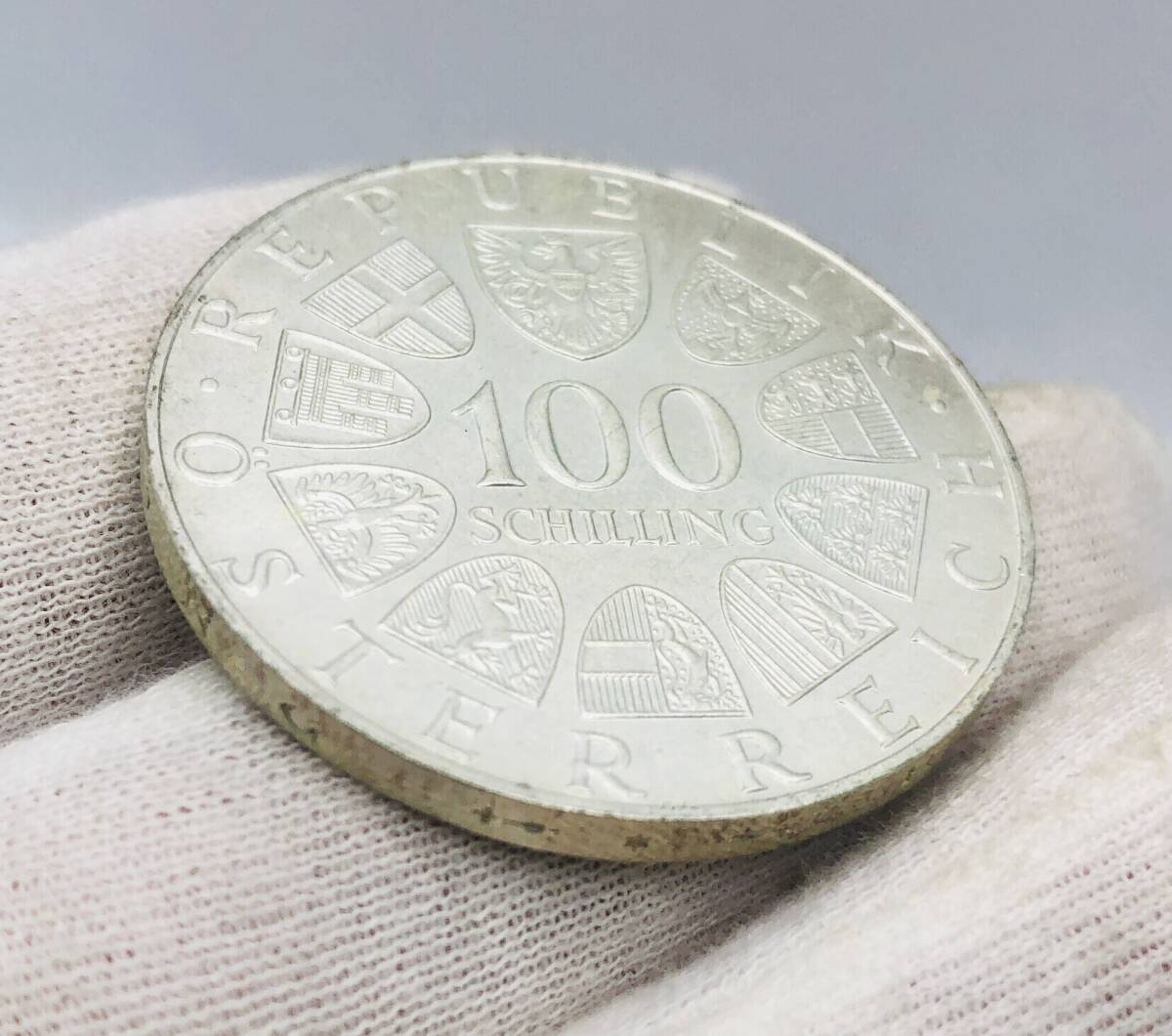 ☆純銀 銀貨 オーストリア インスブルック 冬季オリンピック 記念銀貨 シルバー コレクション アンティーク 貨幣 硬貨 コイン_画像3