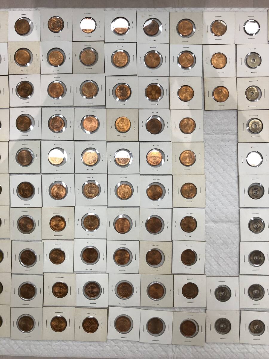 ☆コインホルダー入 142枚 現行 1円/5円/10円/50円/100円 日本 硬貨 貨幣 コイン 昭和 未使用 含む コレクション おまとめ _画像6