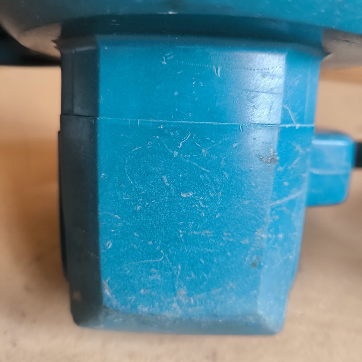 ◎【マキタ ブロワ】先端パーツ不足 中古品 引き上げ品 現状品 モデル4014N 100V ブロワー makita 電動工具 DIY パーツ取り 276-43_画像10