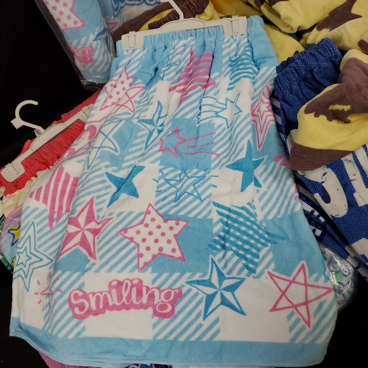 ★未使用保管品 ラップタオル まとめ売り 子供サイズ 男の子 女の子 巻タオル プールタオル 恐竜 ユニコーン 星柄 275-54_画像7