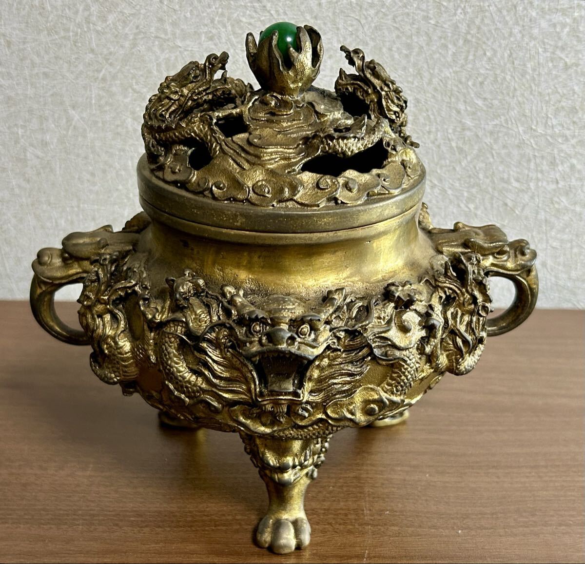 香炉 置物 中国 真鍮製 獅子 3足 アンティーク 龍 総重量約1.5kg_画像1