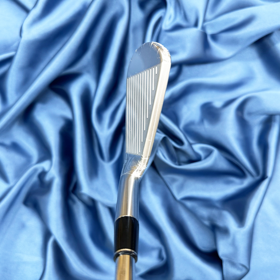 【新品】スリクソン ZXi7 アイアン 6本セット NSプロ モーダス3 ツアー120 (S) の画像3