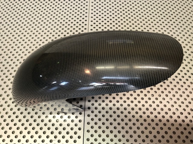 カワサキ　ゼファー750用　コワース製　カーボンフロントフェンダー_画像4