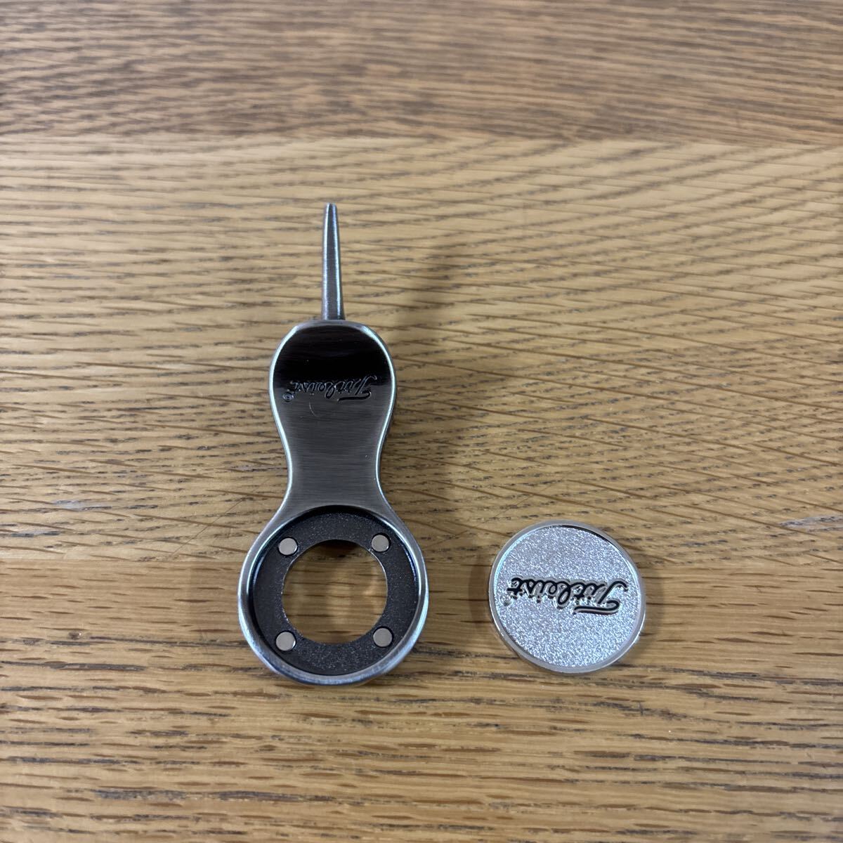 タイトリスト TSERIES ゴルフマーカー付グリーンフォーク シルバー×クロームカラー 未使用品 送料込_画像4