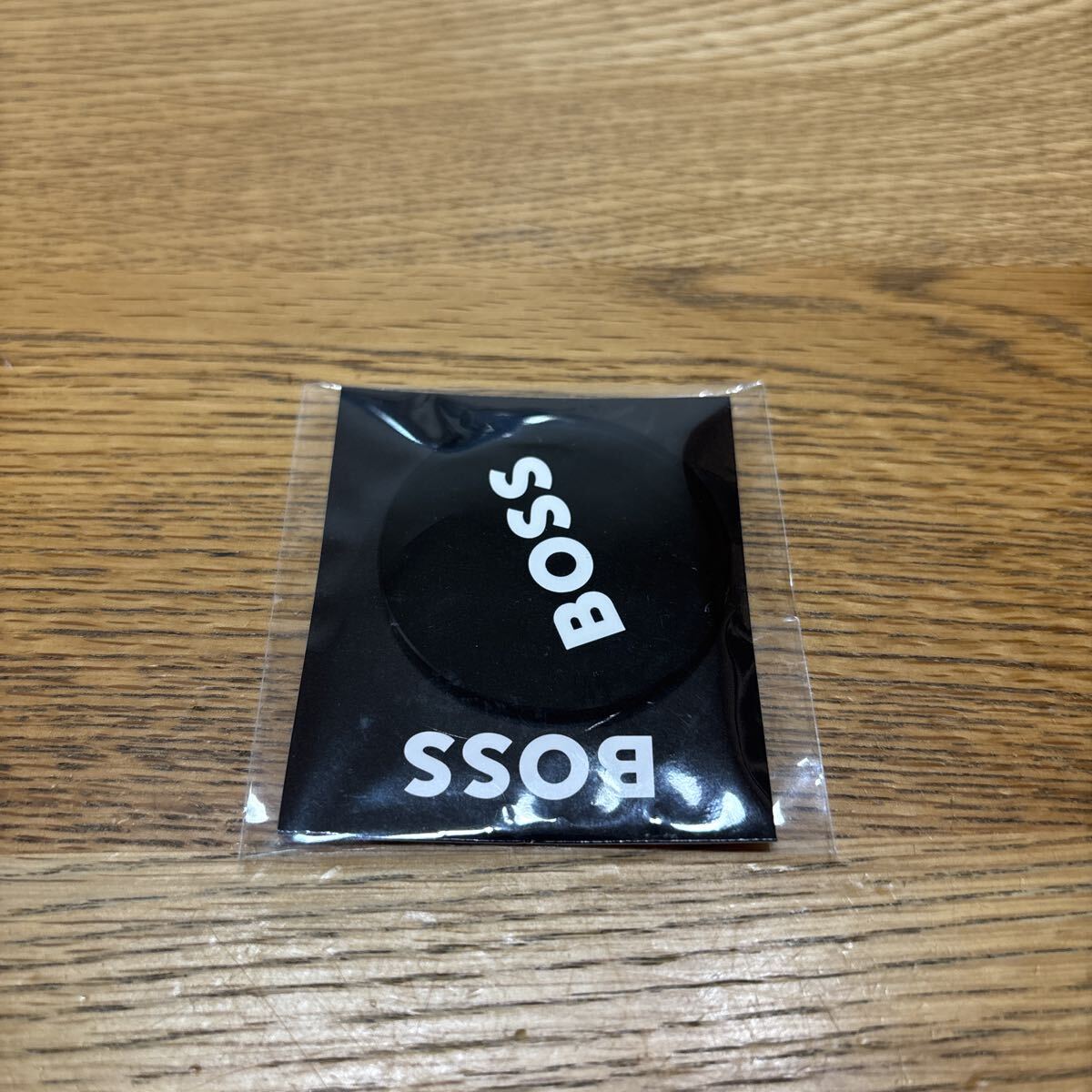 HUGO BOSS ゴルフボールマーカー　黒系　未使用品　送料込_画像3