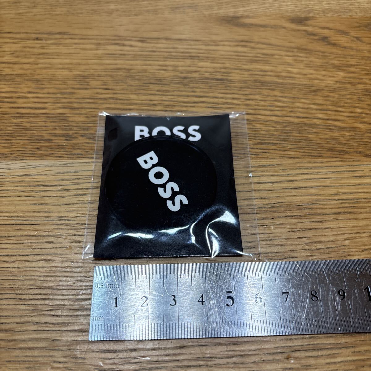 HUGO BOSS ゴルフボールマーカー　黒系　未使用品　送料込_画像6