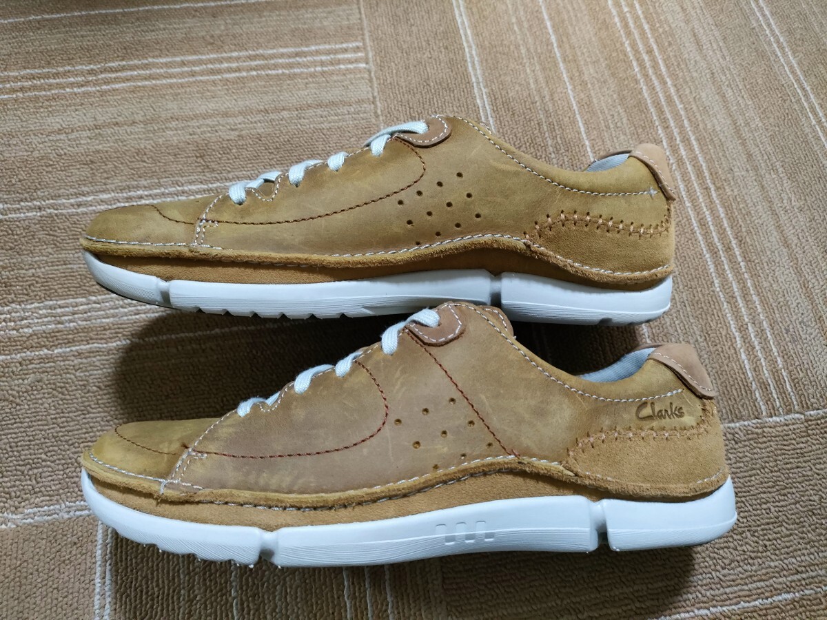 サイズ：UK 8　未使用品　Clarks クラークス TRIGENIC レザー シューズ スニーカー 本革 靴_画像2