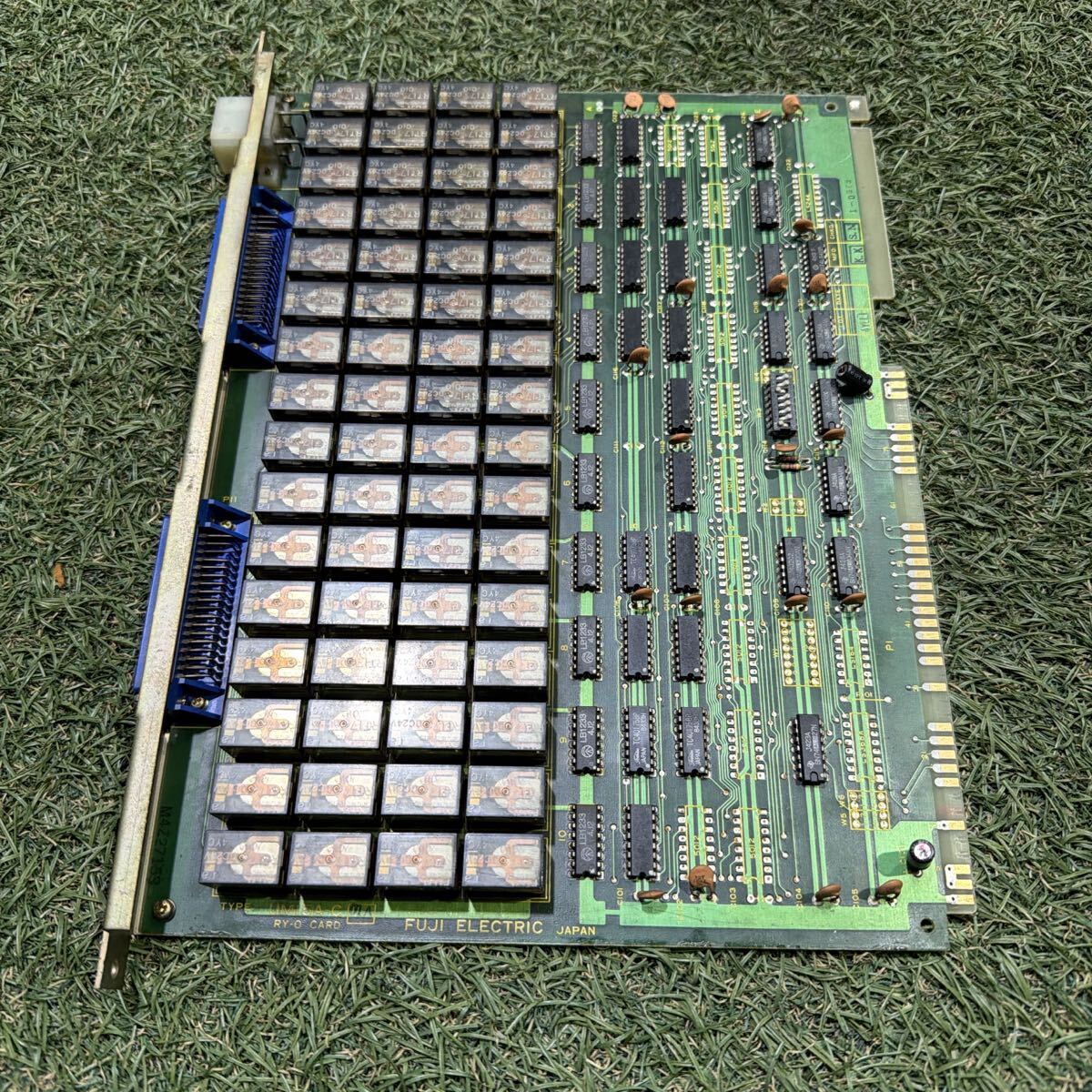 5K107 FUJI ELECTRIC UM15A-C CIRCUIT BOARD 動作保証　_画像1