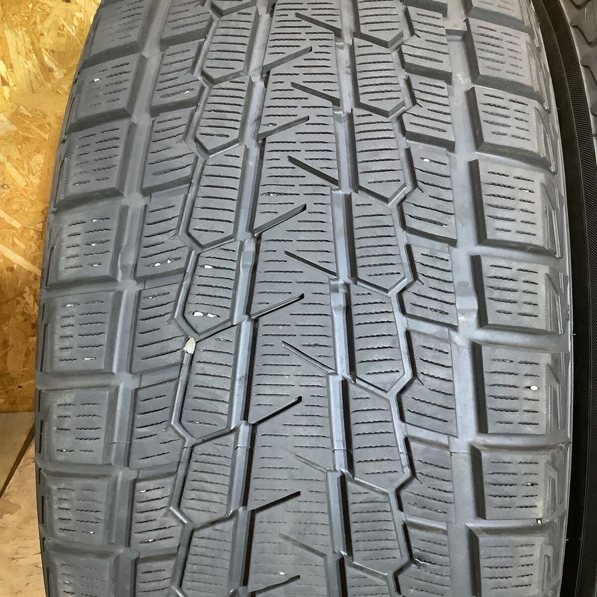 YOKOHAMA iceGUARD GO75 ヨコハマ 285/60R18 スタッドレス 2023年製 4本セット 7〜7.5分山 レクサスLX ランドクルーザー200_画像2