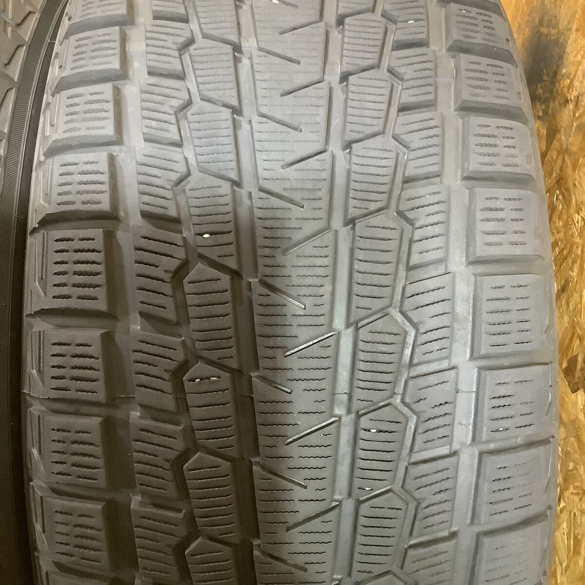 YOKOHAMA iceGUARD GO75 ヨコハマ 285/60R18 スタッドレス 2023年製 4本セット 7〜7.5分山 レクサスLX ランドクルーザー200_画像5