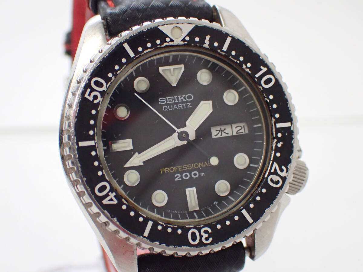 稼働品 1円～☆SEIKO セイコー QZ メンズ腕時計 プロフェッショナル ダイバー 6458-6020 黒文字盤 デイデイト ラウンド/E2352-11550.10/23_画像2