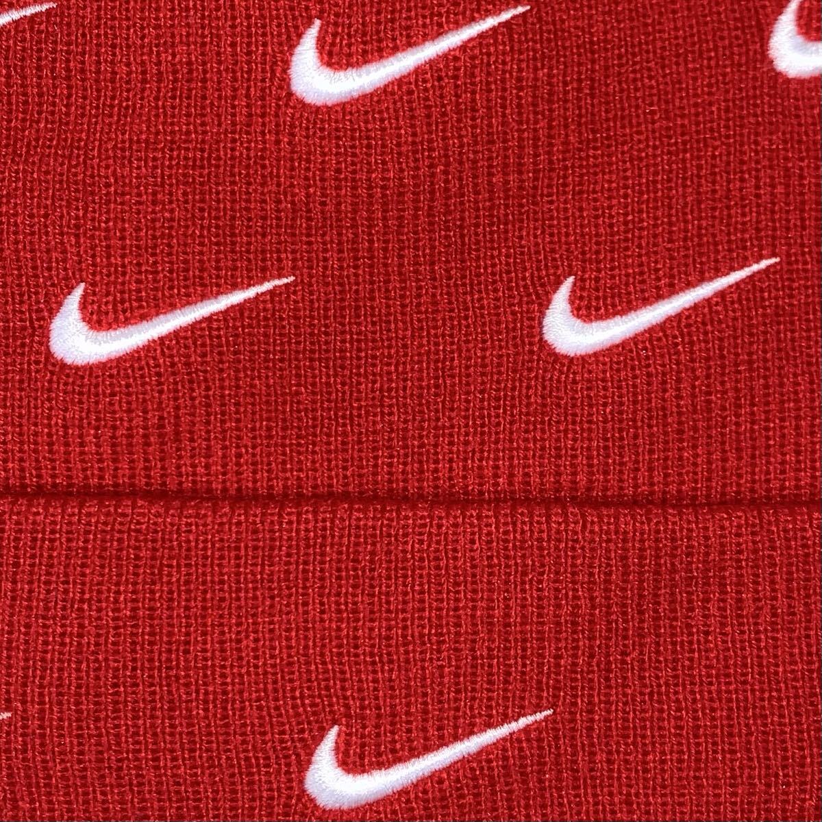 ナイキ ONE SIZE スウッシュ ロゴ ビーニー レッド LE SSERAFIM ホ・ユンジン着用 帽子 ニット帽 SWOOSH 頭囲57-59cm　_画像4