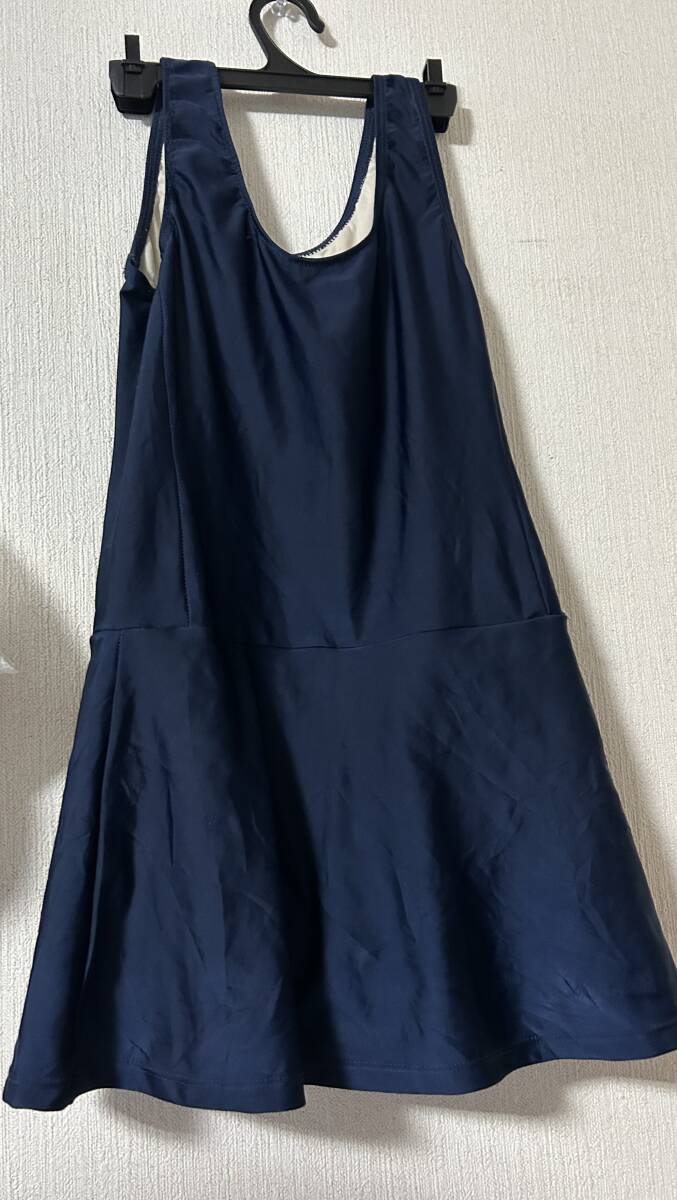 中古 スクール 競泳水着 スカート型 150 ゼッケンつき_画像3