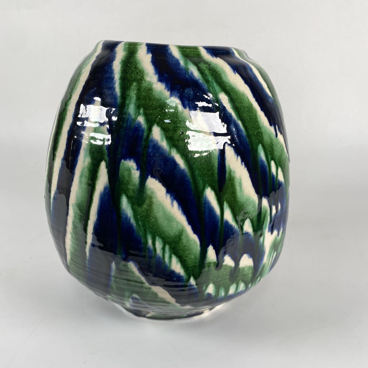 三彩　扁壷　日本工芸会正会員　清水保孝　作家　在銘　共箱　共布　花瓶　花器　花入　骨董品　古美術品　高さ22.5cm 横23cm【1028】_画像5