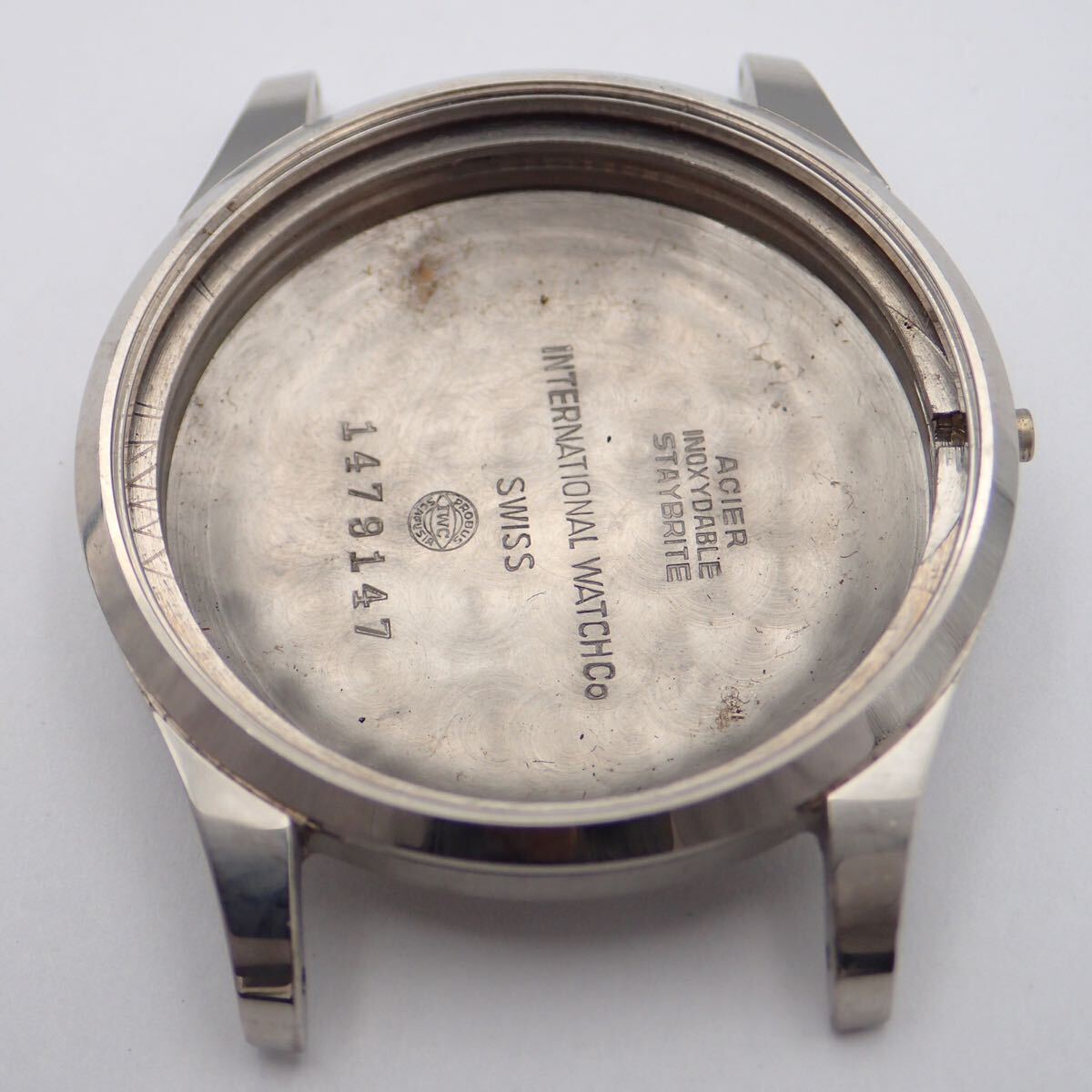 お09214【デッドストック 時計屋引き上げ品】IWC インターナショナルウォッチカンパニー/腕時計用/純正/ケースのみ/直径 約33㎜/シルバー_画像3