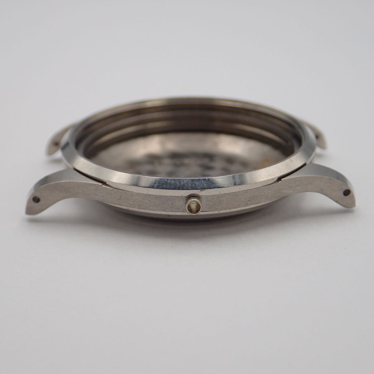 お09214【デッドストック 時計屋引き上げ品】IWC インターナショナルウォッチカンパニー/腕時計用/純正/ケースのみ/直径 約33㎜/シルバー_画像5