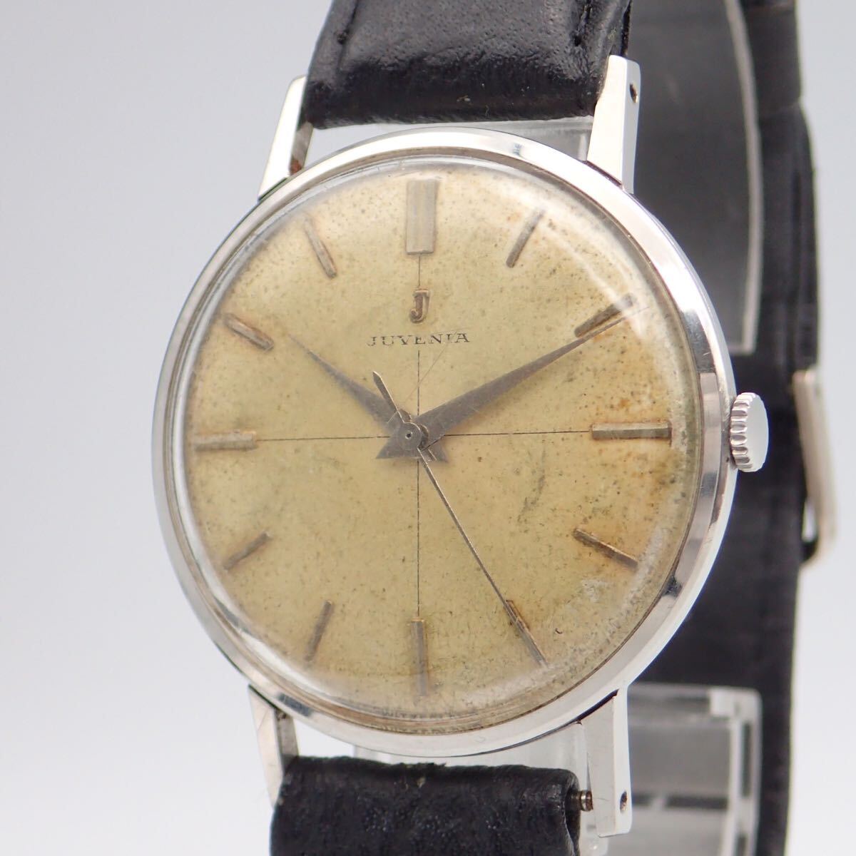 お08288/JUVENIA ジュベニア/手巻き/メンズ腕時計/文字盤 シルバー_画像2