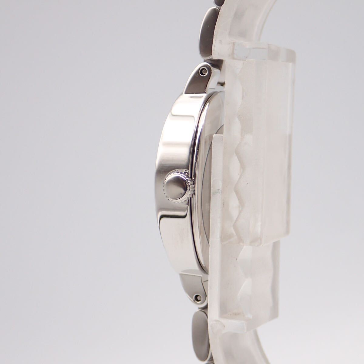お09076【極美品】Lunage ルナージュ/クオーツ/レディース腕時計/ダイヤモンドベゼル/0.70ct/9P/文字盤 シェル/AD-040/箱・付属品付_画像6